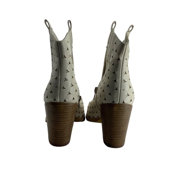 Corina Embossed Perforated Western Style Ankle Boots Women Sz EU39 US 8.5 Heeled - Picture 3 of 5
